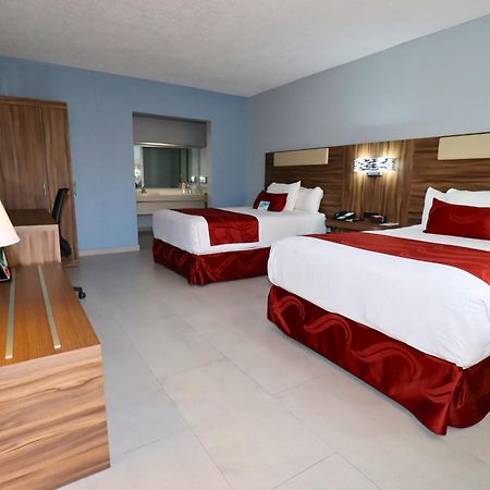 Quality Inn Piedras Negras Eksteriør bilde