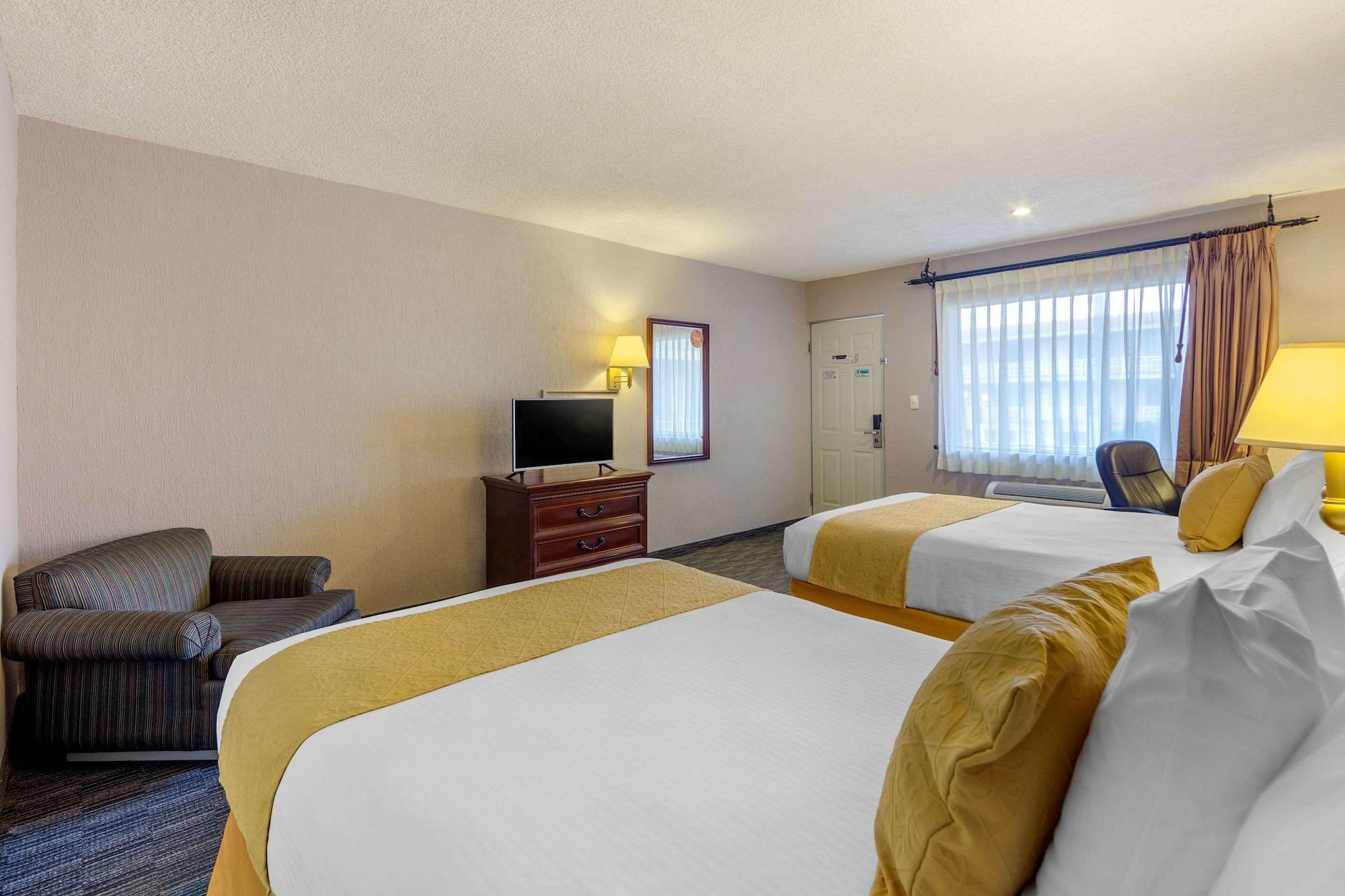 Quality Inn Piedras Negras Eksteriør bilde