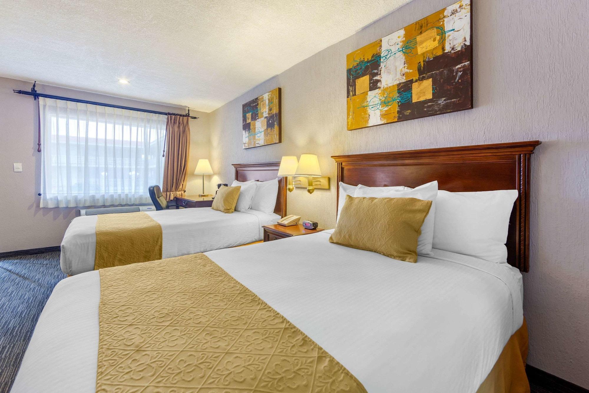 Quality Inn Piedras Negras Eksteriør bilde