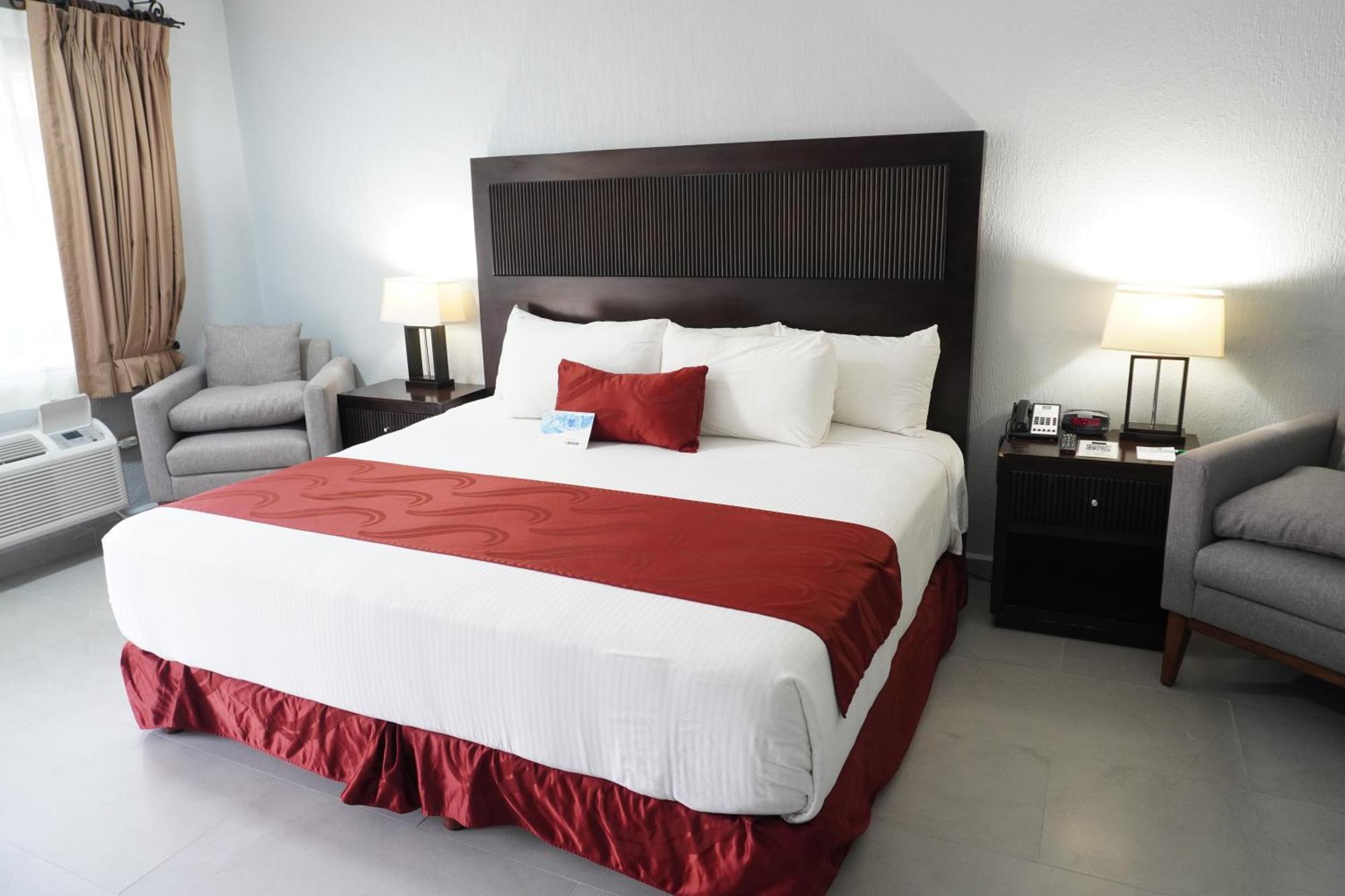 Quality Inn Piedras Negras Eksteriør bilde