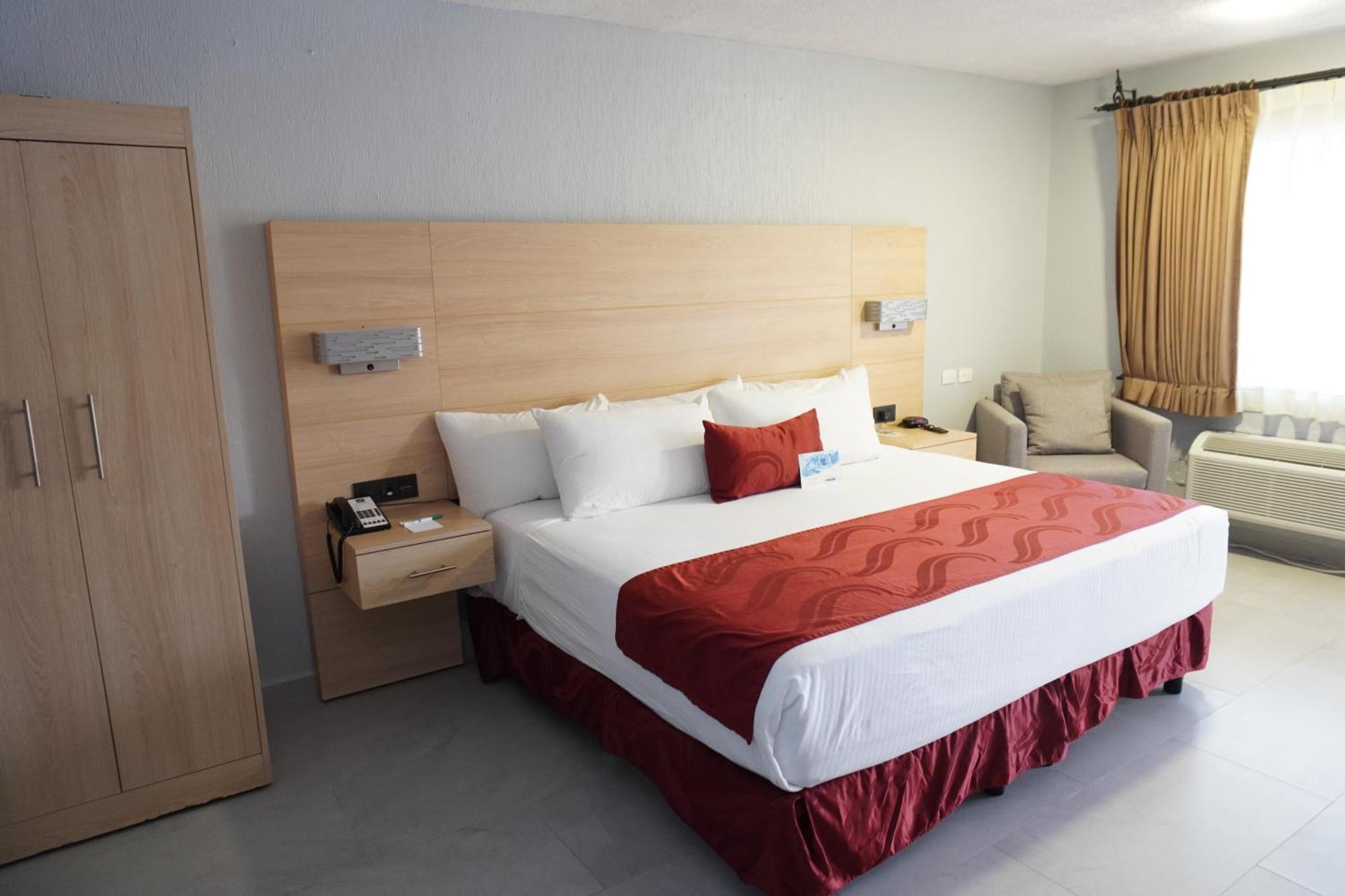 Quality Inn Piedras Negras Eksteriør bilde